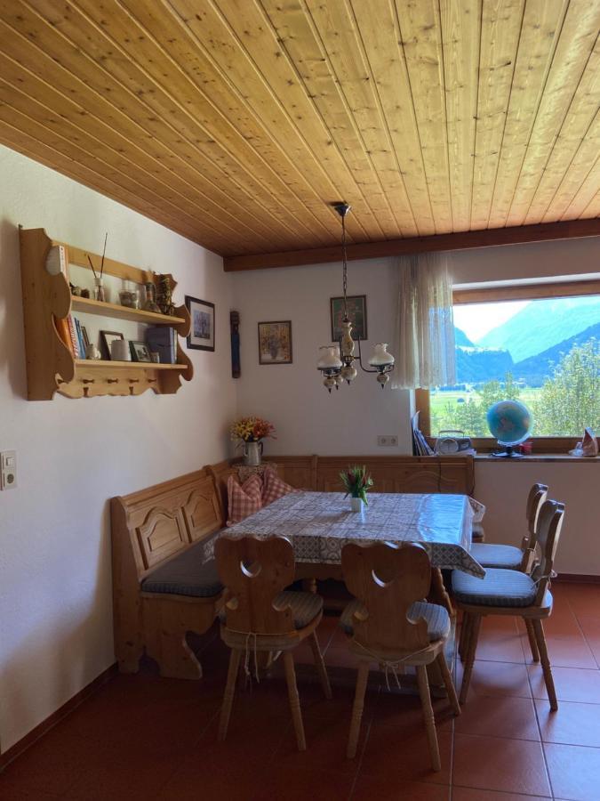 Raimund Mrak Dependance Apartment Langenfeld Bagian luar foto