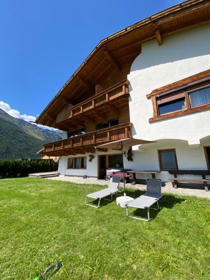 Raimund Mrak Dependance Apartment Langenfeld Bagian luar foto